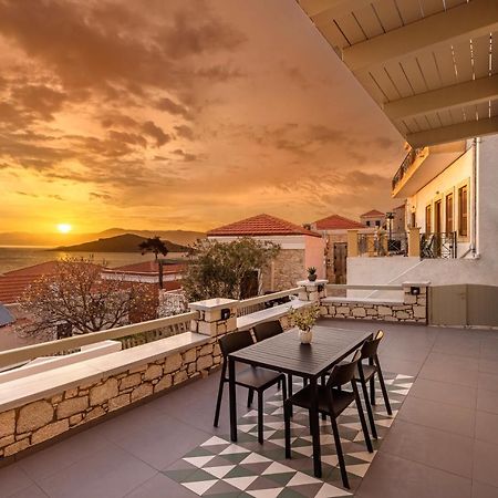 Chalki Sunrise Suites Eksteriør billede