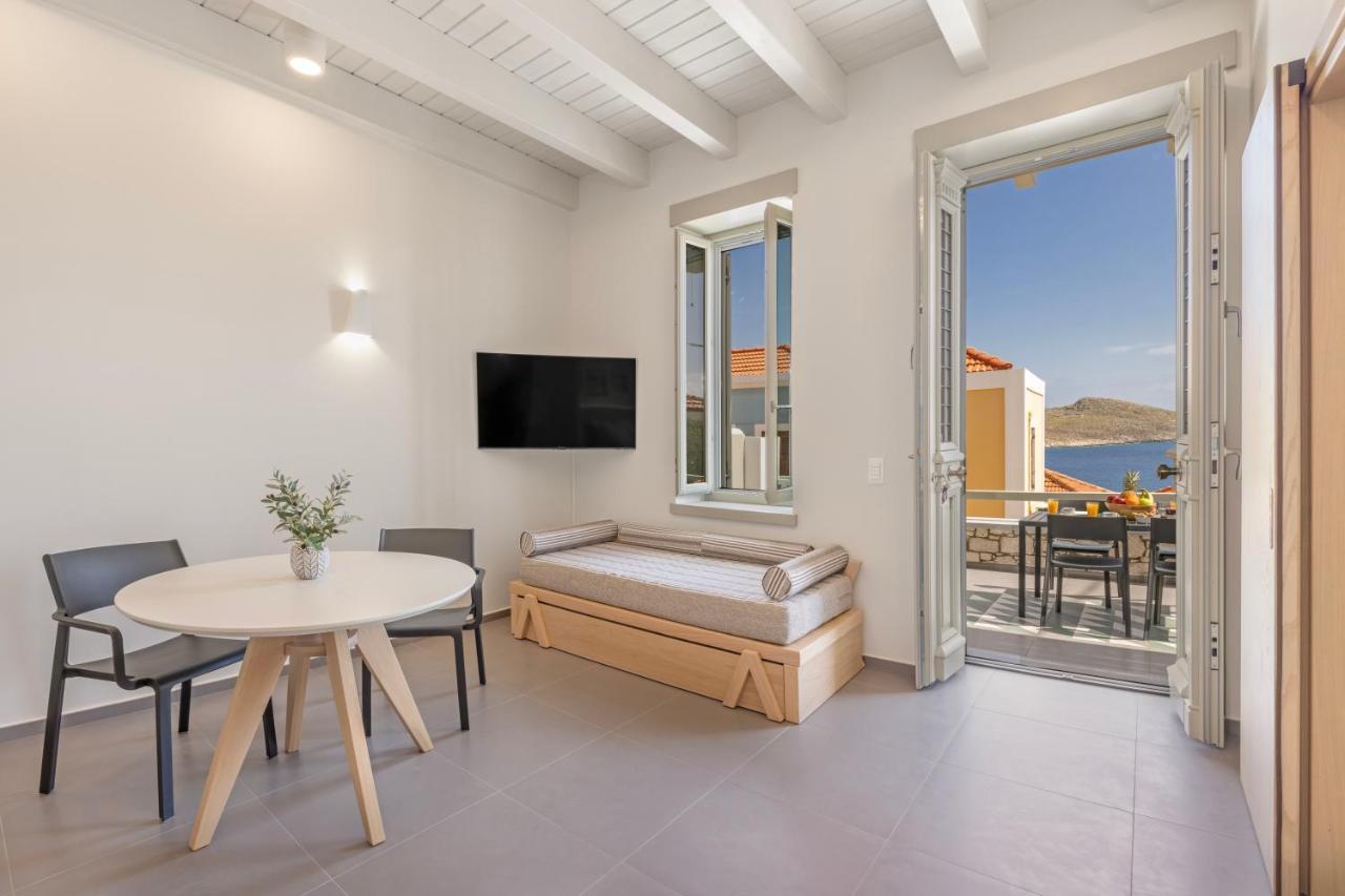Chalki Sunrise Suites Eksteriør billede